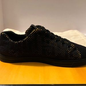 Mens Fendi sneakers size 10 like new worn 1 time comes with box